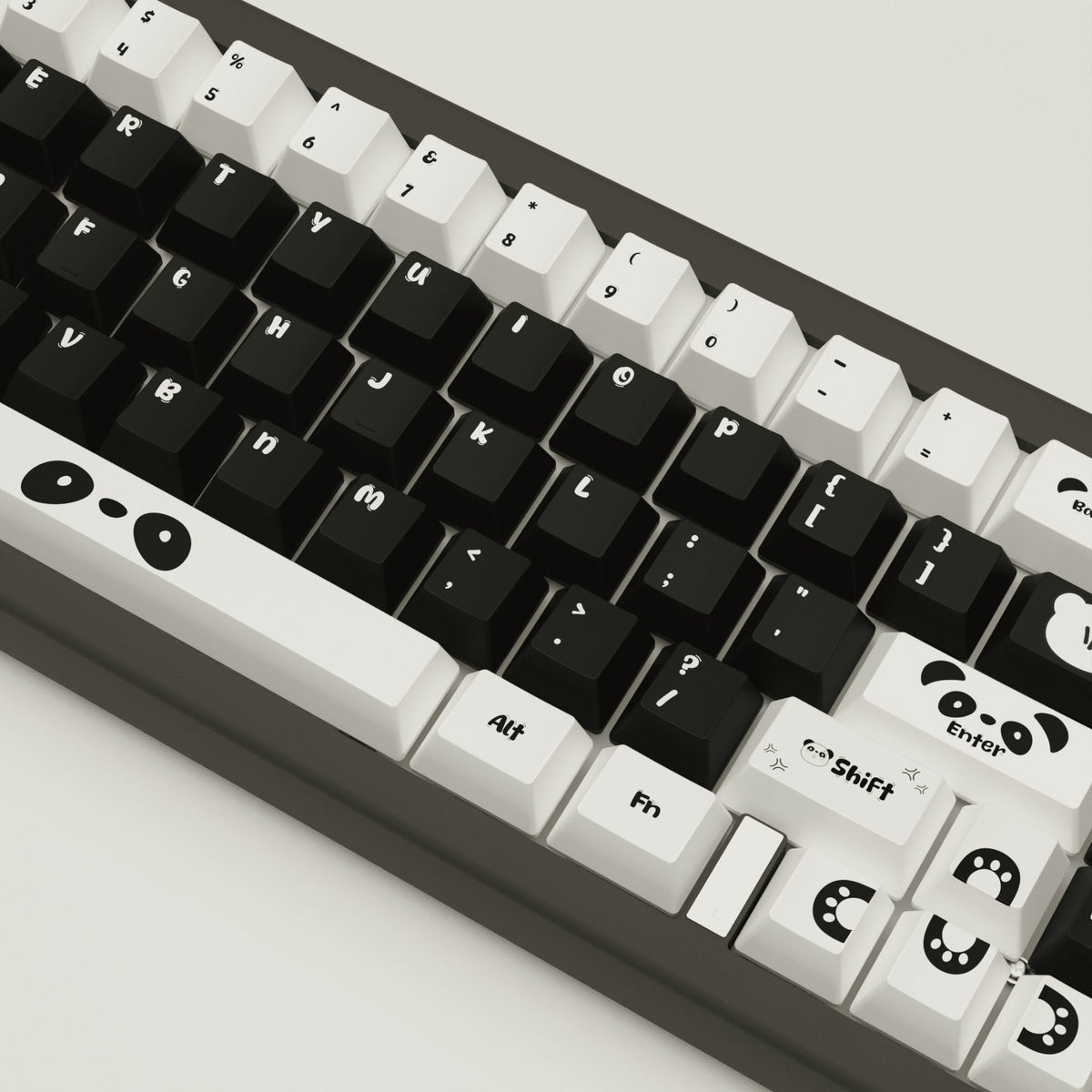 Panda Wireless Mechanical Keyboard – Hot-Swap & Panda Design